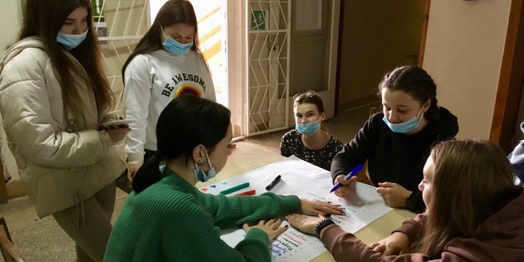 «Молодіжна школа участі» продовжується